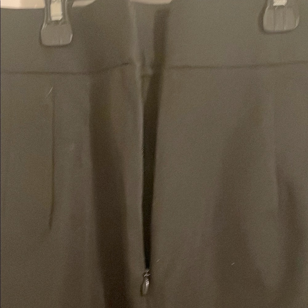 Elegant Black Skirt with Gold Accents - Picture 9 of 10